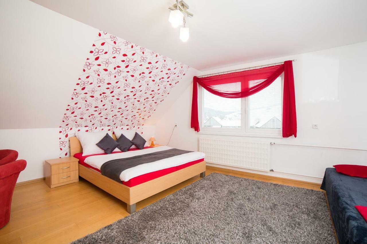 Apartmanovy Dom Adriana Zuberec Eksteriør bilde