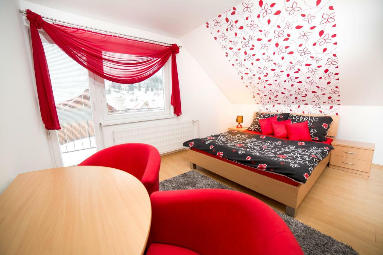 Apartmanovy Dom Adriana Zuberec Eksteriør bilde